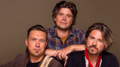 “Pink MMMMoon”?: Listen to Hanson’s New Cover of a Classic Song by Late Singer/Songwriter Nick Drake