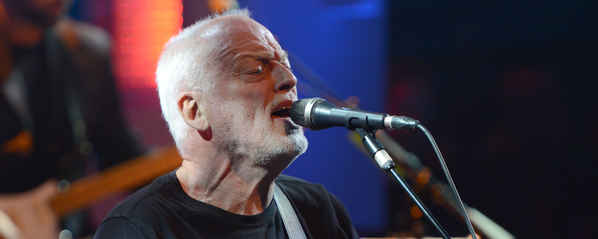 David Gilmour Performs Several Pink Floyd Songs for the First Time in Decades