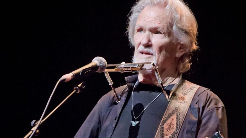 Kris Kristofferson performing