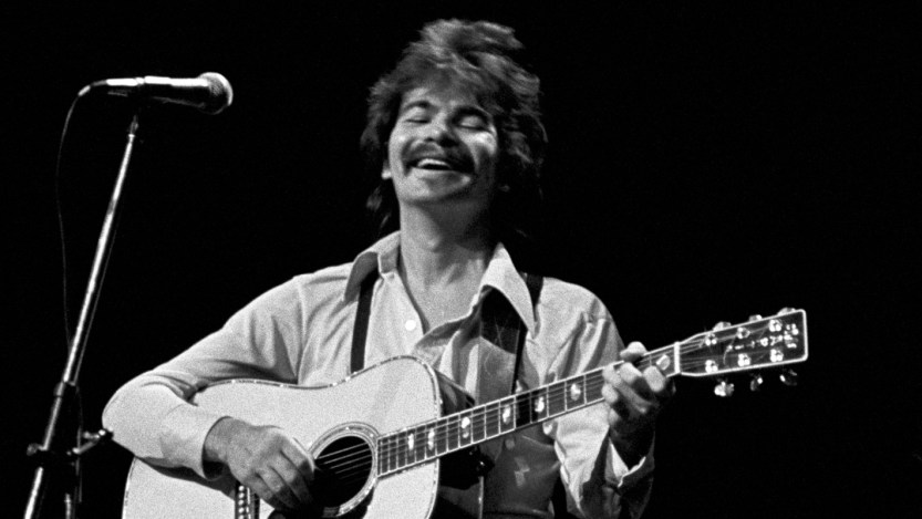 3 John Prine Protest Songs That Sum Up His Opinions on War