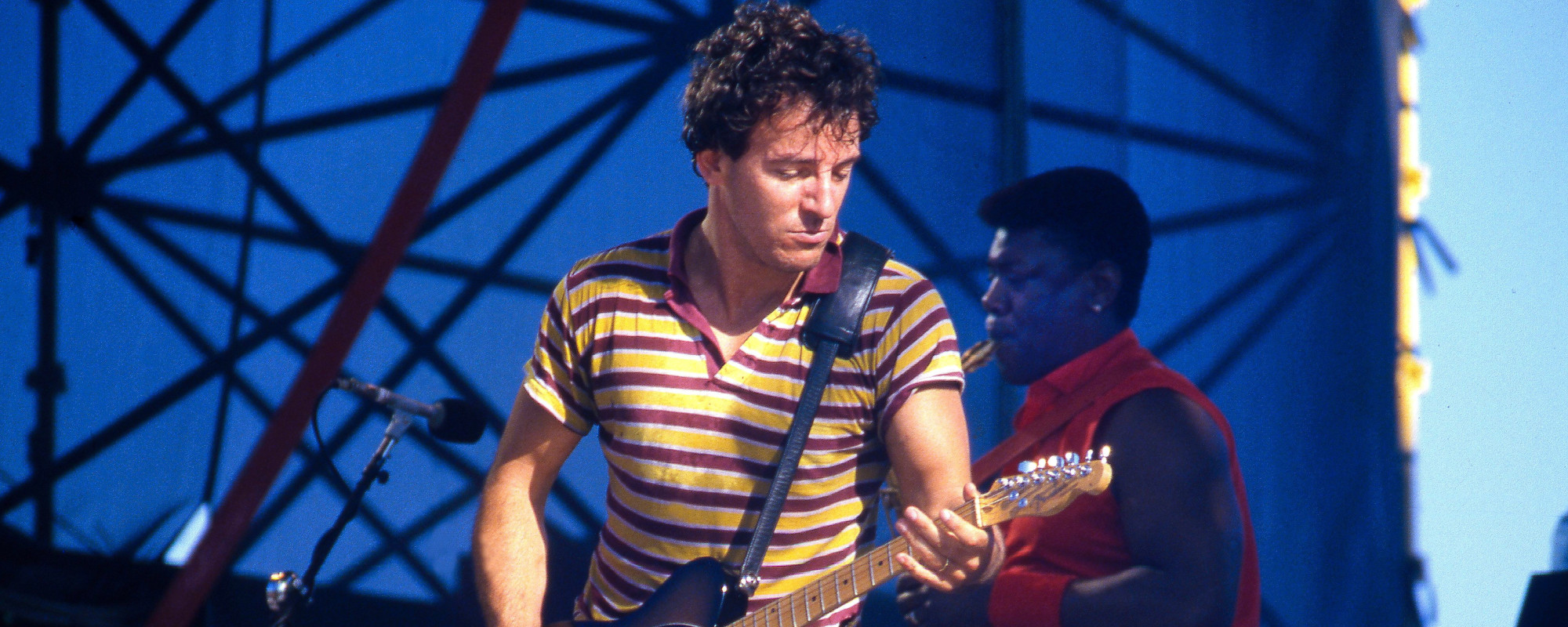 The Shotgun Blast that Led to the Story Behind “My Hometown” by Bruce Springsteen