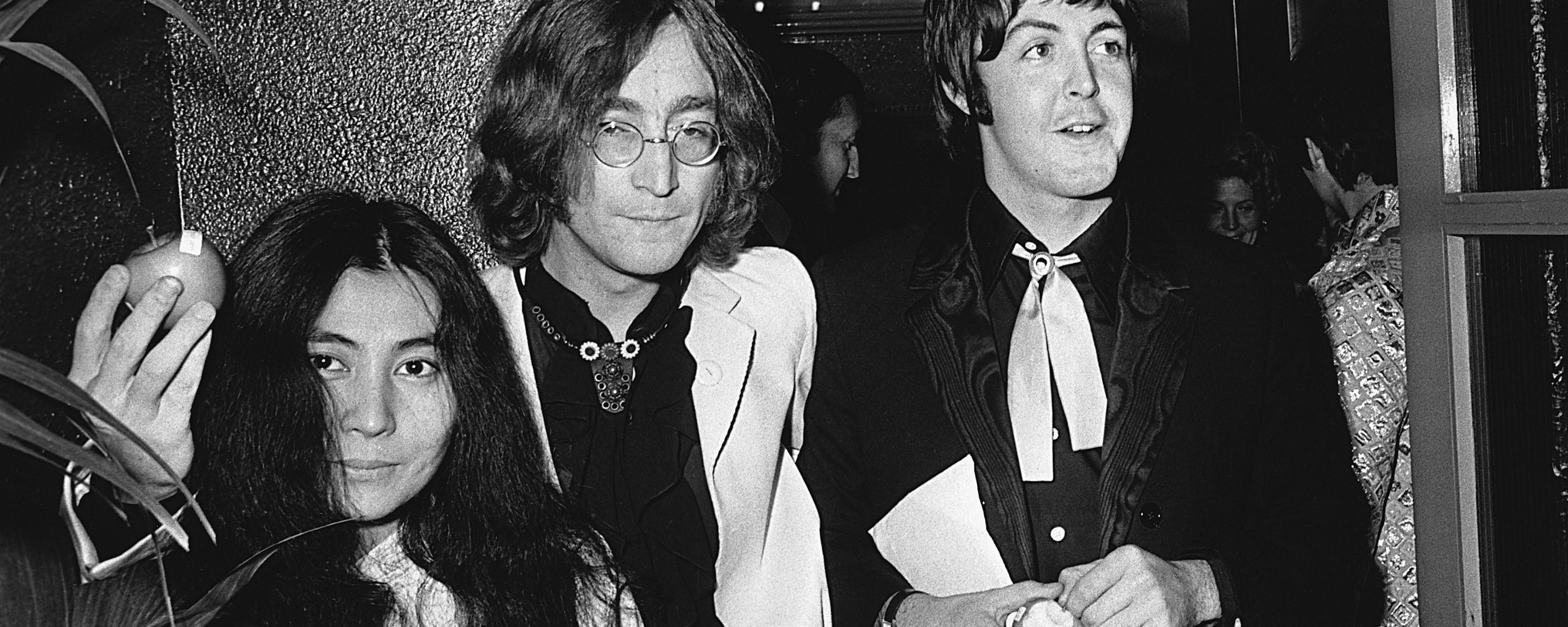 3 Songs Paul McCartney Wrote About John Lennon