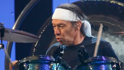 Alex Van Halen Recalls Jealousy David Lee Roth Had for Eddie Van Halen Over the Attention He Received