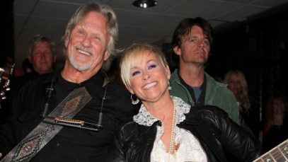 Lorrie Morgan Remembers Kris Kristofferson With Emotional Performance and Words: “I Will Always Feel a Loss in My Soul”