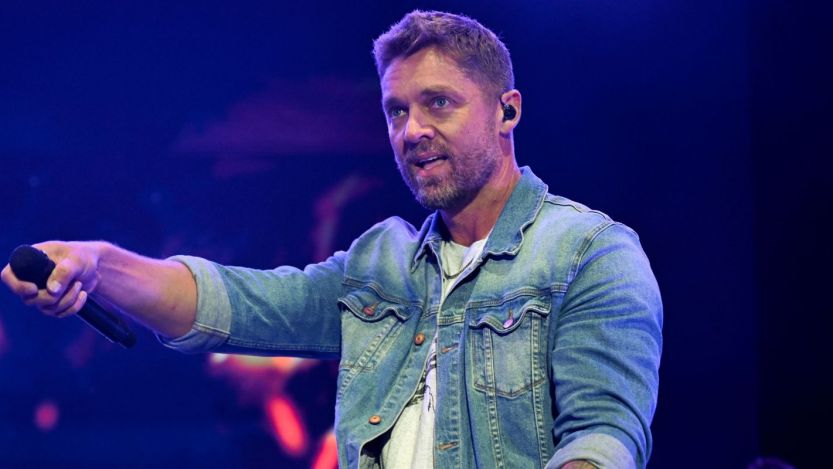Brett Young Leaves the Stage After Multiple Fights Break Out in Audience