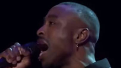 'The Voice' Viewers Go Crazy For Cameron Wright's Four-Chair Barbra Streisand Cover