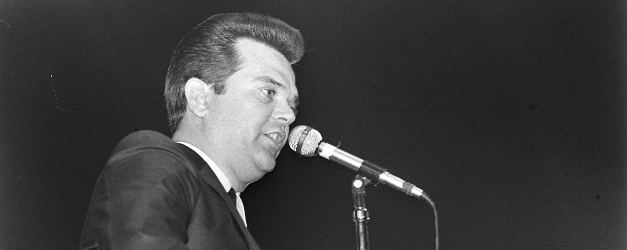 This Conway Twitty Throwback Proves Why He Might Just Be the “Best Male Country Singer Ever” - American Songwriter