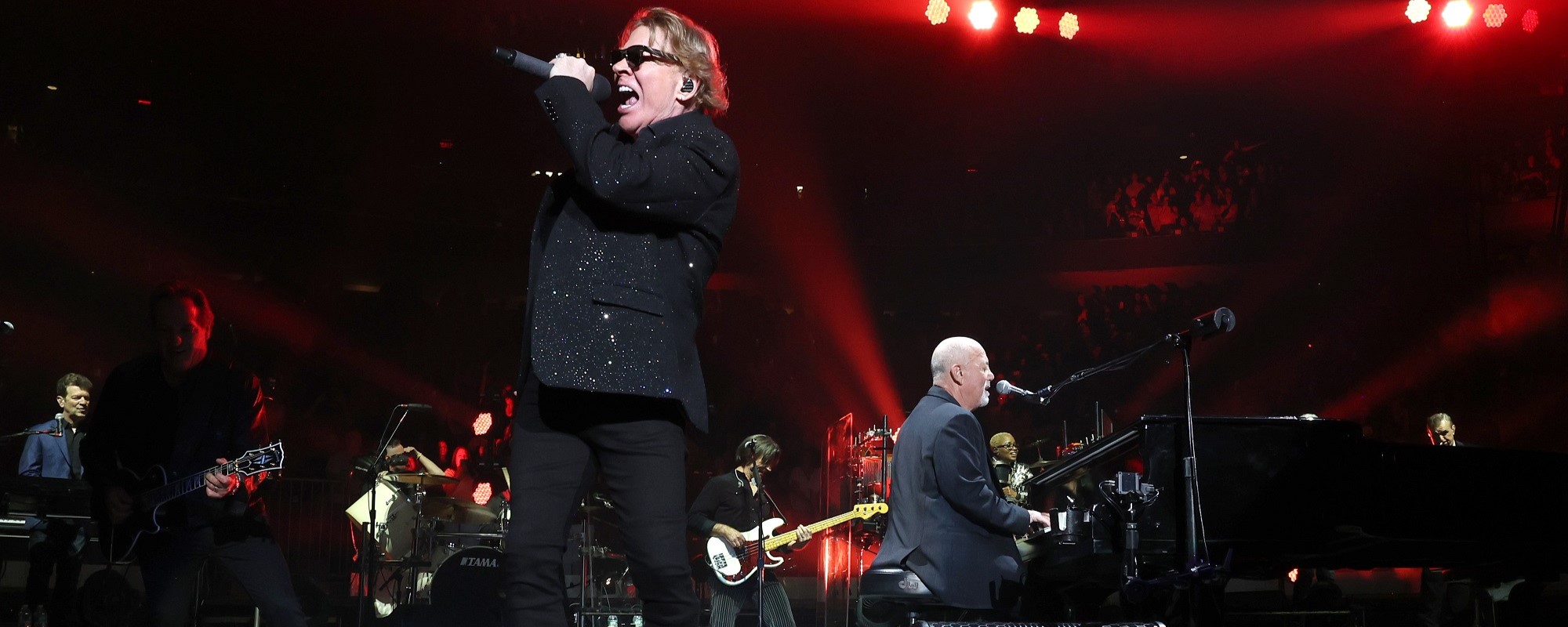 Big Shots: Mire a Billy Joel actuar con Axl Rose y John Mayer en su reciente concierto en el área de Los Ángeles.