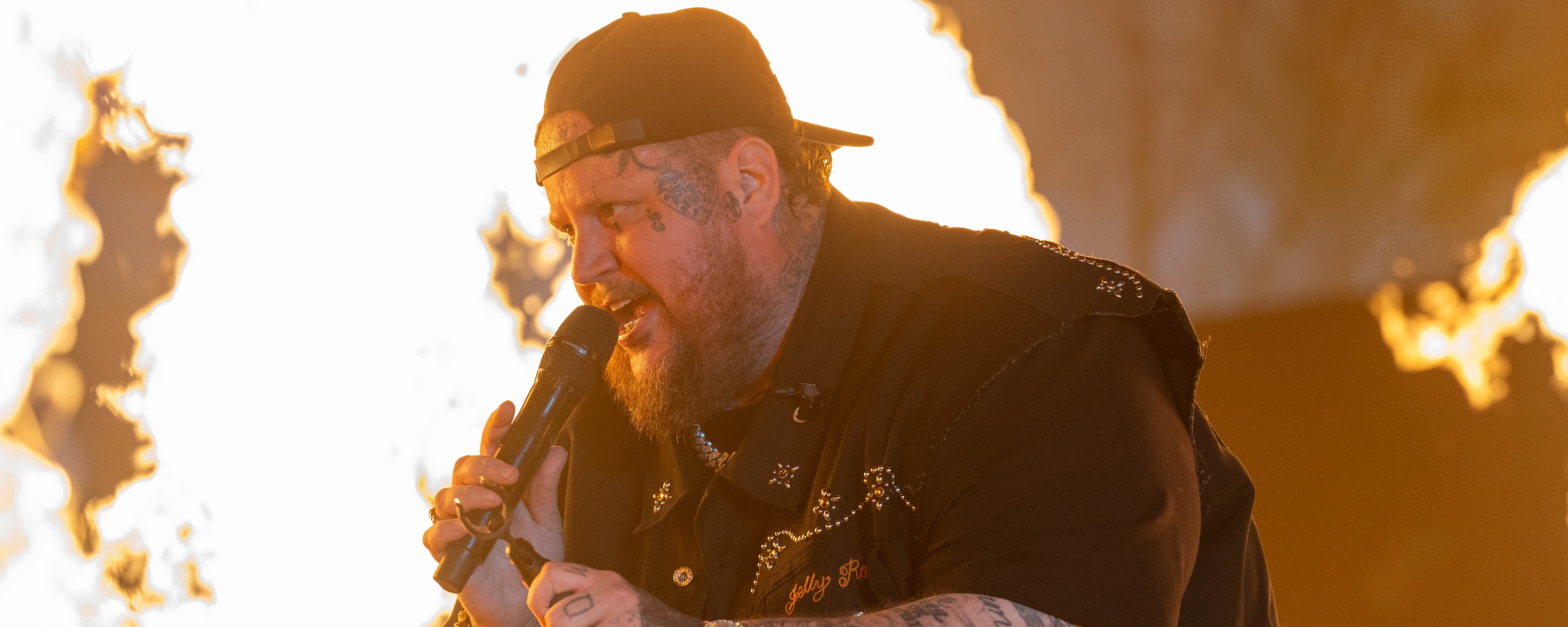 Jelly Roll Snags His First-Ever No. 1 Album on Billboard 200 with
‘Beautifully Broken’ Debut