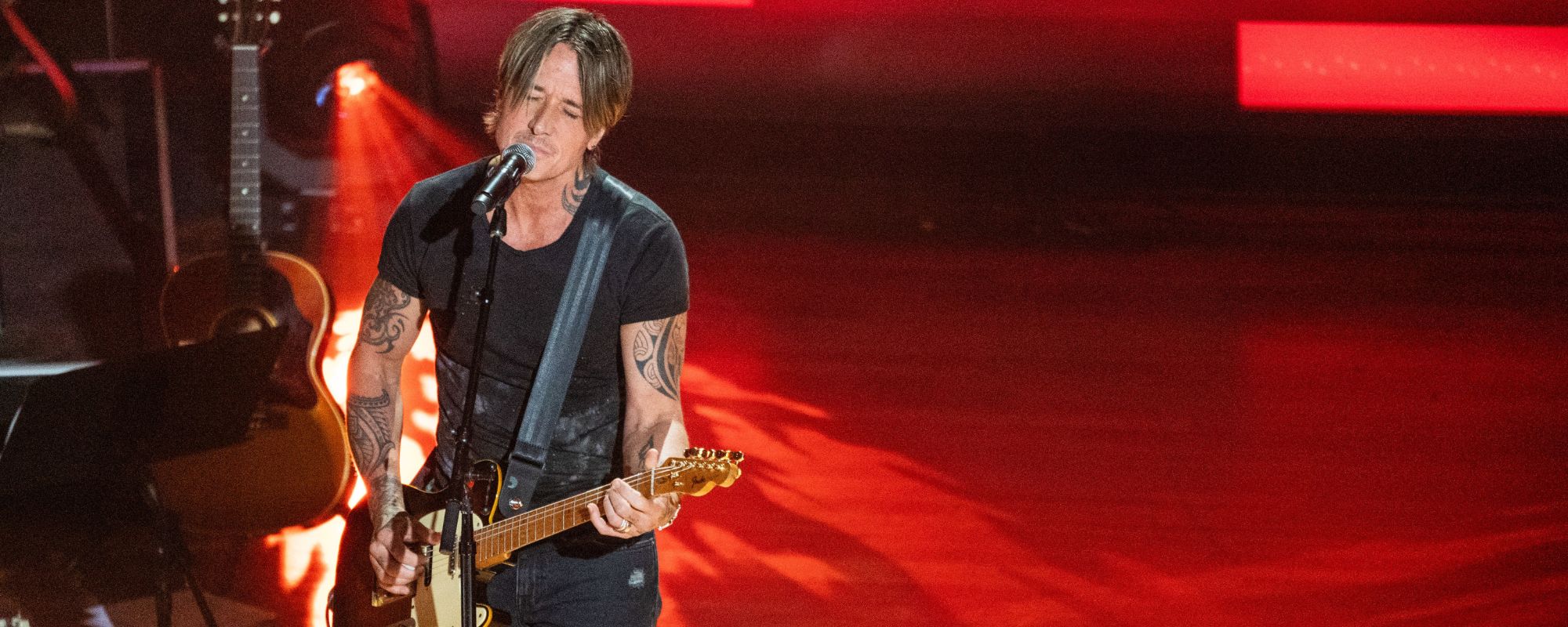 The Hard-Hitting Songwriting Session That Made Keith Urban “Burst Out Crying” - American Songwriter