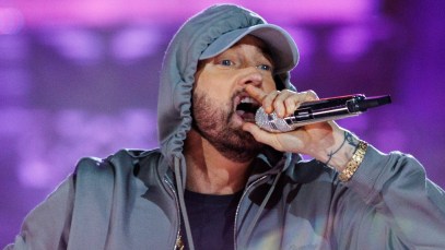 Barack Obama Raps "Lose Yourself" After Being Introduced by Eminem