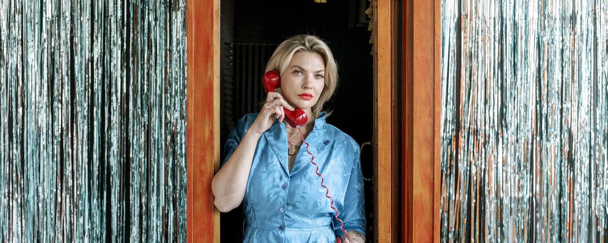 Mindy Gledhill Recconnects With Her Inner Child and Covers The Cranberries on New Album ‘The Phone Booth Sessions Vol. 1’