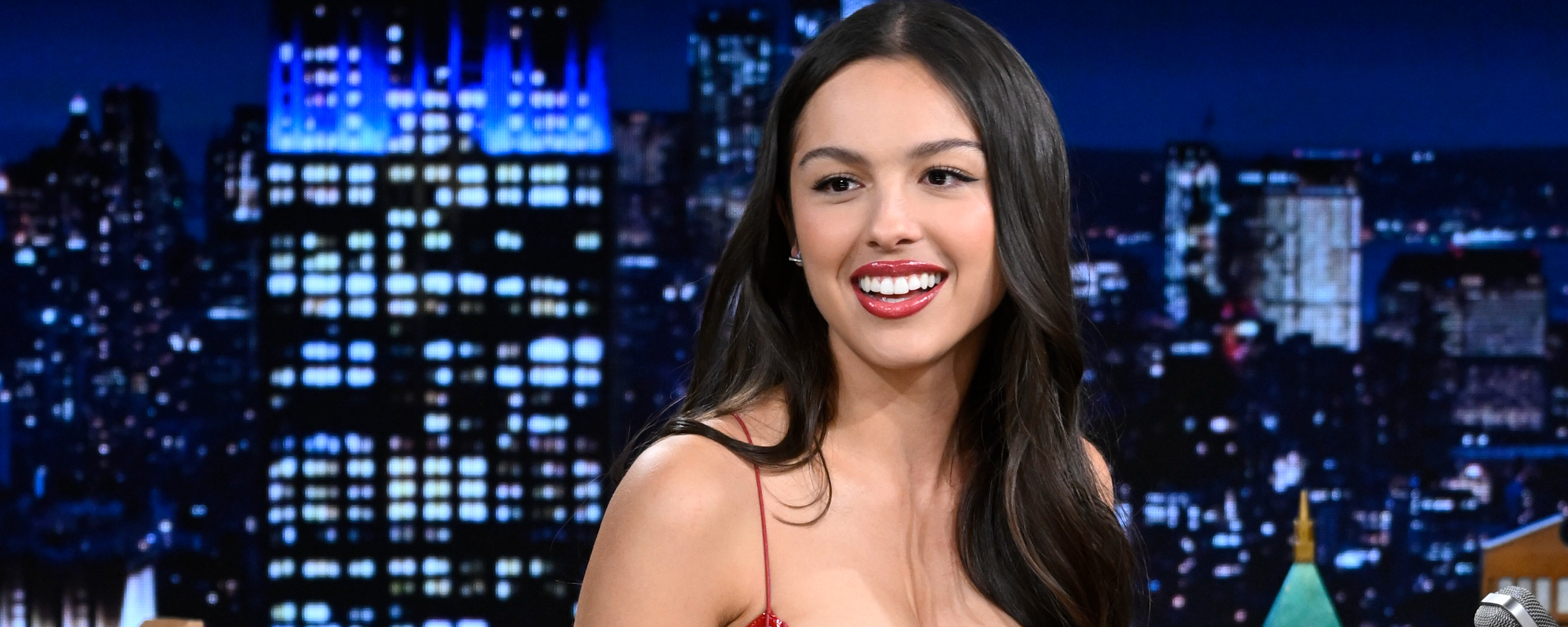 Olivia Rodrigo Recalls Her “Panic Attack” When Border Police Mistook Her for a Felon and Interrogated Her