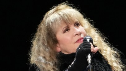 Watch Stevie Nicks Perform "Edge of Seventeen" and "The Lighthouse" on 'Saturday Night Live'