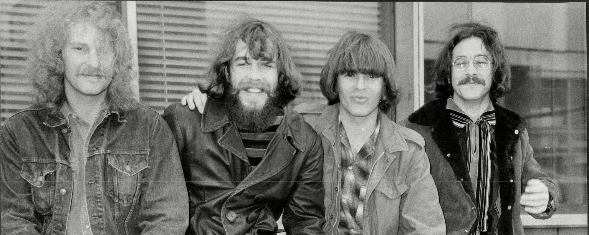 Un día como hoy de 1969: Creedence Clearwater Revival obtuvo su primer álbum número uno en el Billboard 200 con “Green River”.