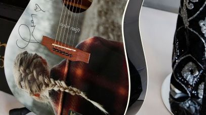 How Much Did It Cost This Texas Man To Smash a Taylor Swift Guitar?