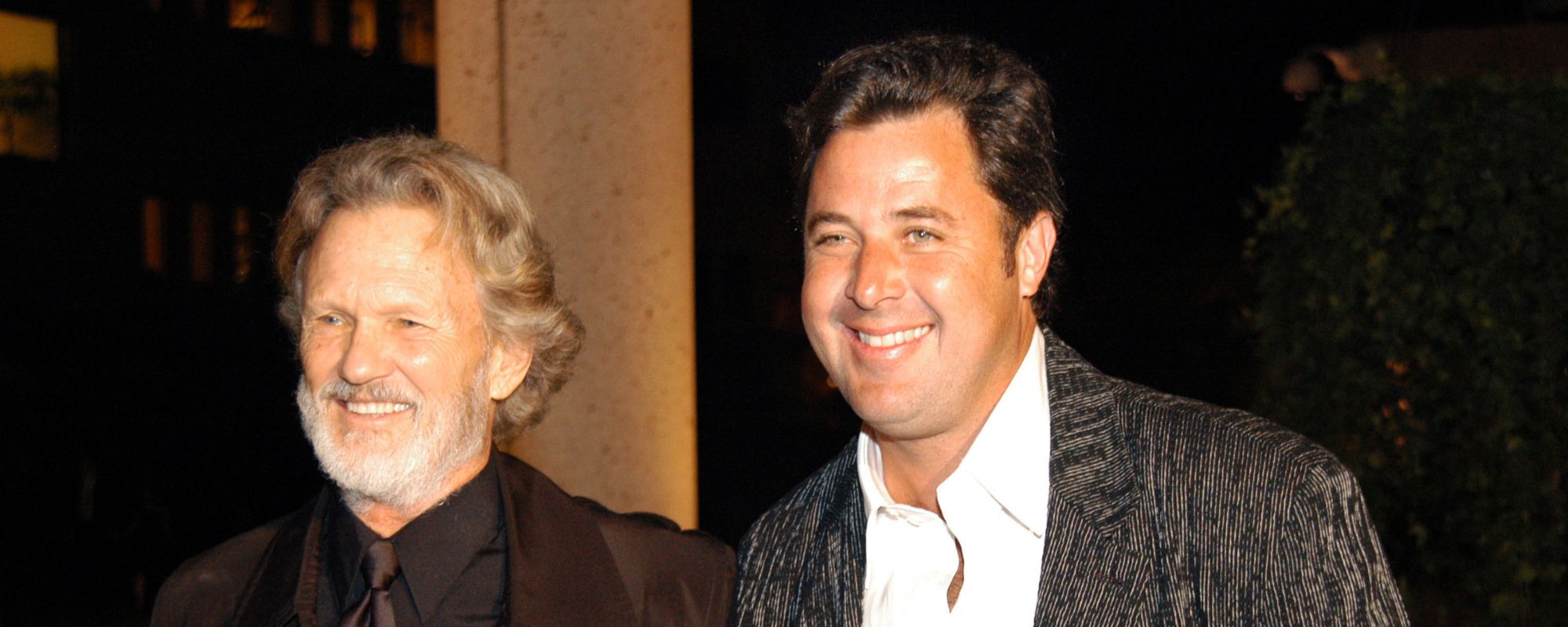 Watch: Vince Gill Recalls Kris Kristofferson Flying Helicopter to Johnny Cash's House to Hand-Deliver a Demo Tape (Exclusive) - American Songwriter