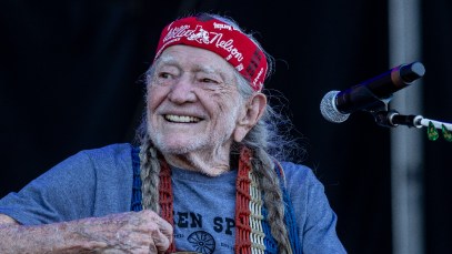 Willie Nelson Showcases Cover of Beck's "Lost Cause" While Promoting New Album 'Last Leaf on the Tree'