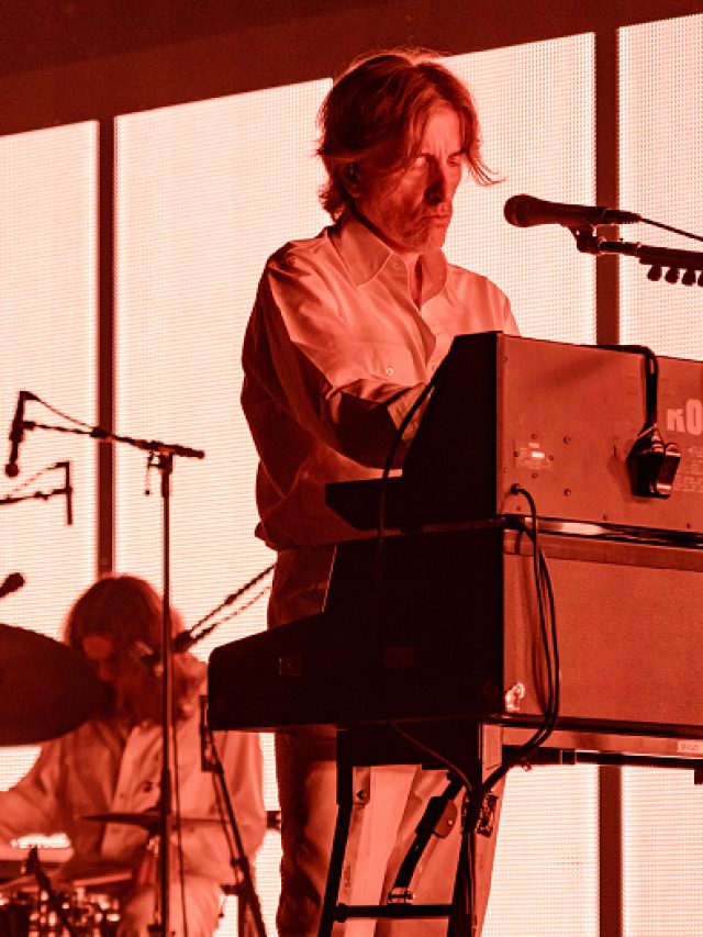 4 Albums That Will Turn Rock Music Diehards Into Electronic Fans