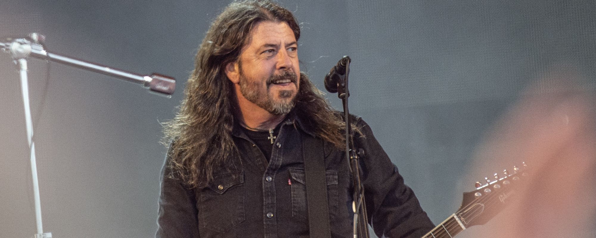 Dave Grohl sobre la transición de baterista a líder y se comparó con su colega de los 90, Dark Horse