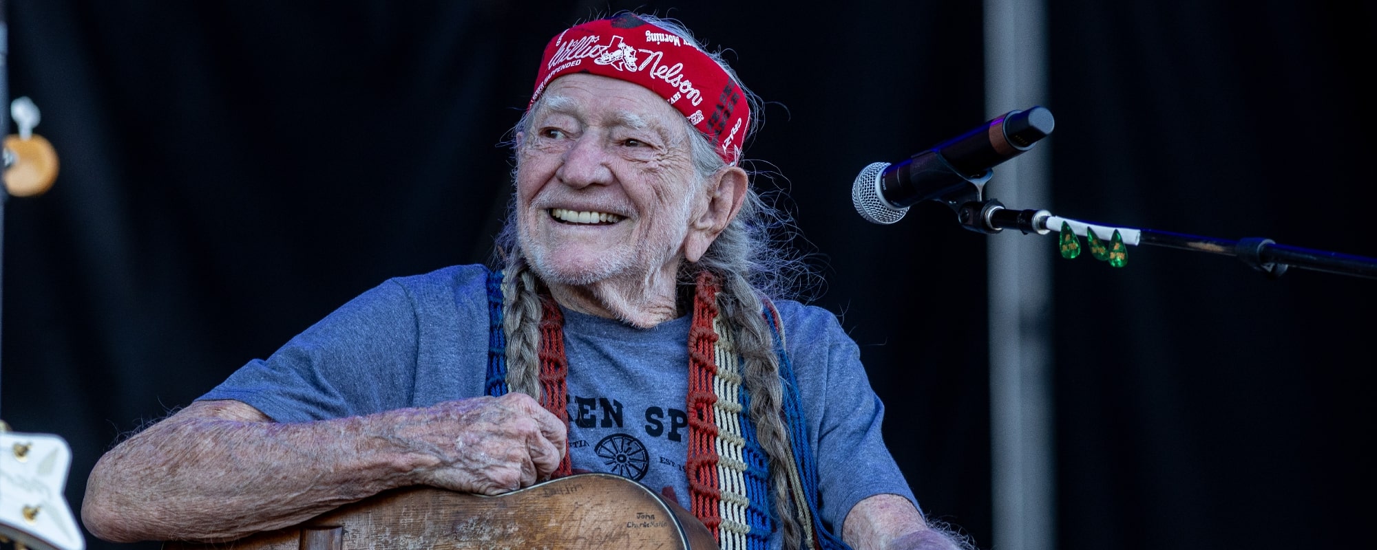 4 de las leyendas country vivas más antiguas que siguen haciendo música hoy en día