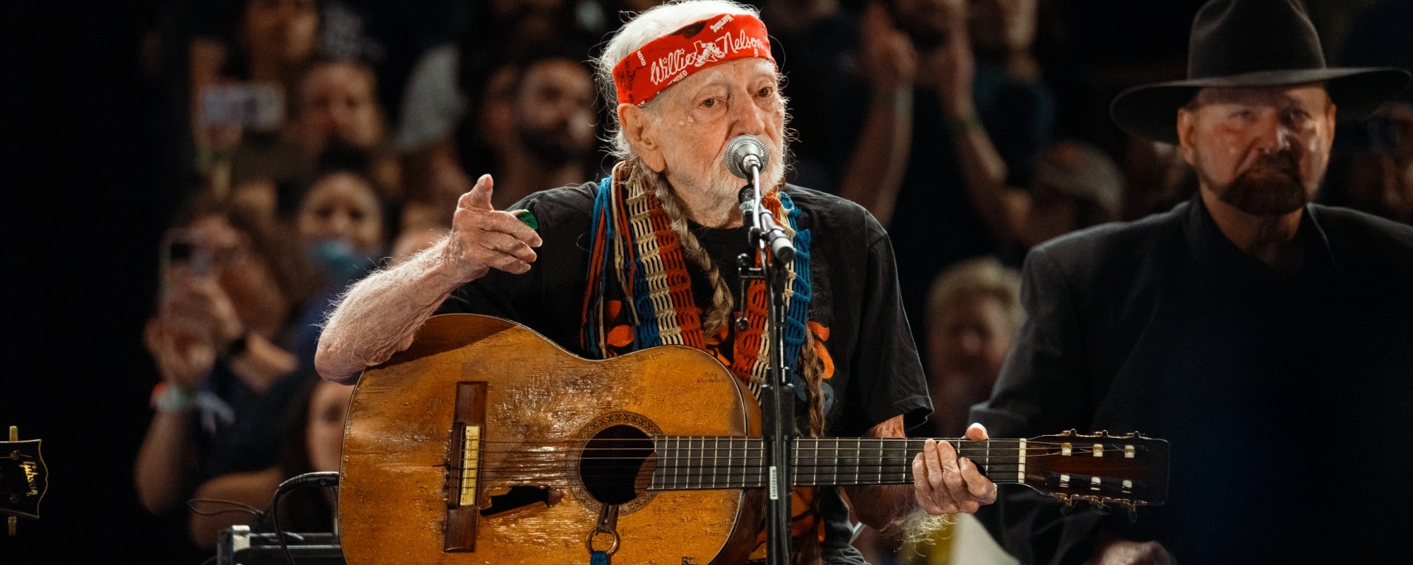 Watch Willie Nelson Join Phil Lesh and Friends to Jam on