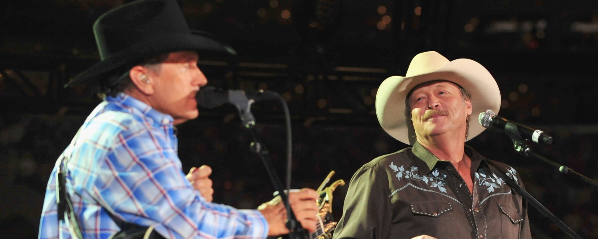 Watch George Strait and Alan Jackson Perform "Amarillo by Morning" and "Murder on Music Row" for a Massive Texas Crowd - American Songwriter