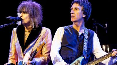 Pretenders performing