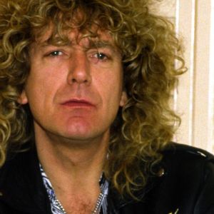 Robert Plant's 29 Palms and the Great, Powerful Lady Who Might Have  Inspired It - American Songwriter