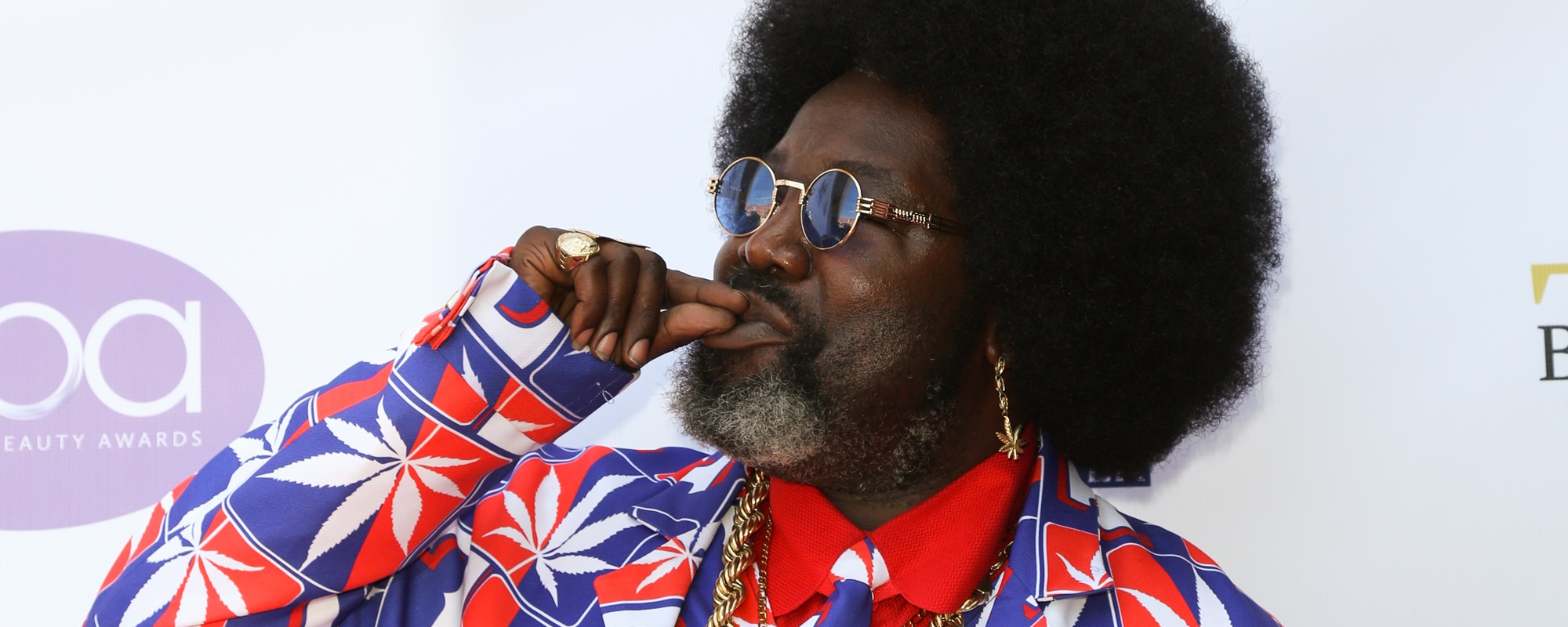 3 عجائب حققت نجاحًا كبيرًا في العقد الأول من القرن الحادي والعشرين والتي ألهمتنا لبدء فرقة موسيقية عندما كنا أطفالًا