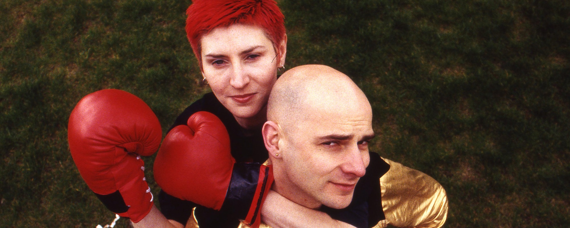 3 عجائب من عام 1997 يمكن للنادل أن يغنيها من ذاكرته 3 عجائب من عام 1997 يمكن للنادل أن يغنيها من ذاكرته