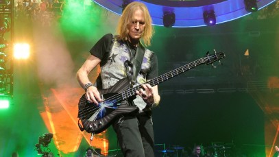 Aerosmith Bassist Tom Hamilton’s New Band, Close Enemies, Announces Plans for Debut Single, Hints at 2025 Tour