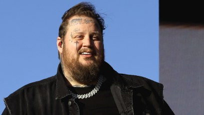 Jelly Roll Gives Special Performance of "Simple Man" With a Little Help From Comedian Tony Hinchcliffe