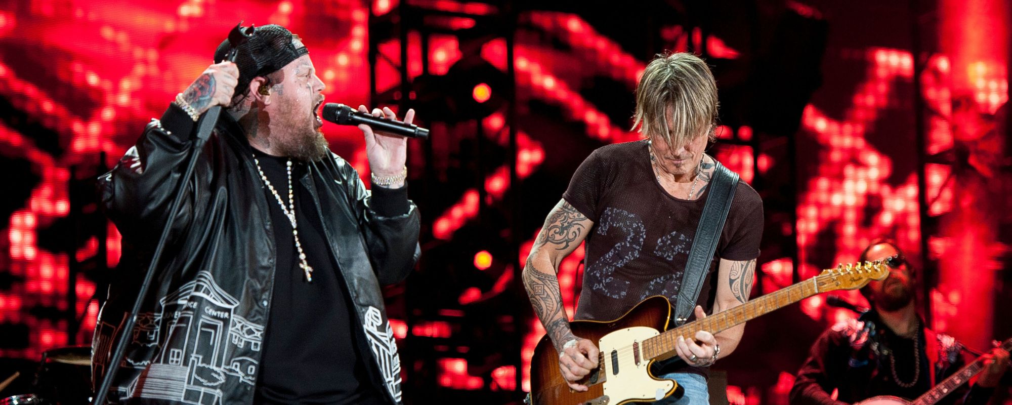 Watch Jelly Roll and Keith Urban Team up for a Chilling Live Duet of “Don't Want To” - American Songwriter