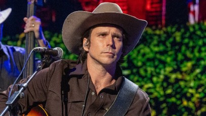 Lukas Nelson Honors John Coltrane With Simplistic Performance of "Soul Eyes"