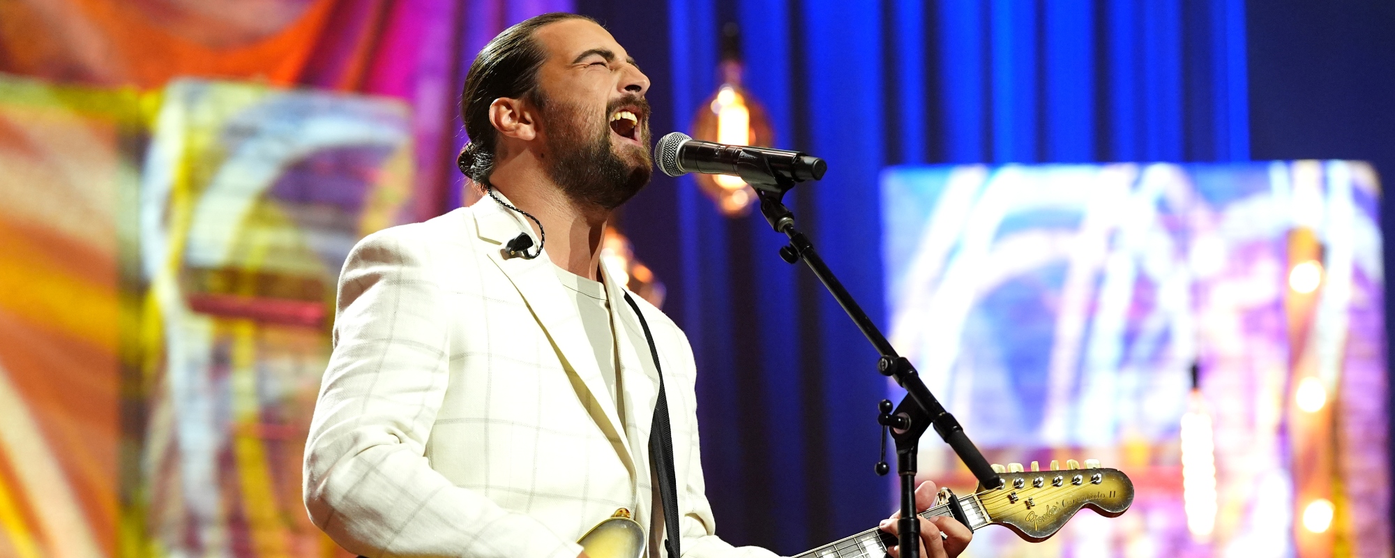 Can Noah Kahan Impress a Country Music Crowd? The Most Diehard New Englander Prepares to Play the CMA Awards