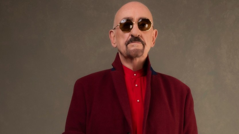 Dave Mason Reveals He’s Undergoing Heart Valve Replacement Surgery After Canceling His 2024 Fall U.S. Tour