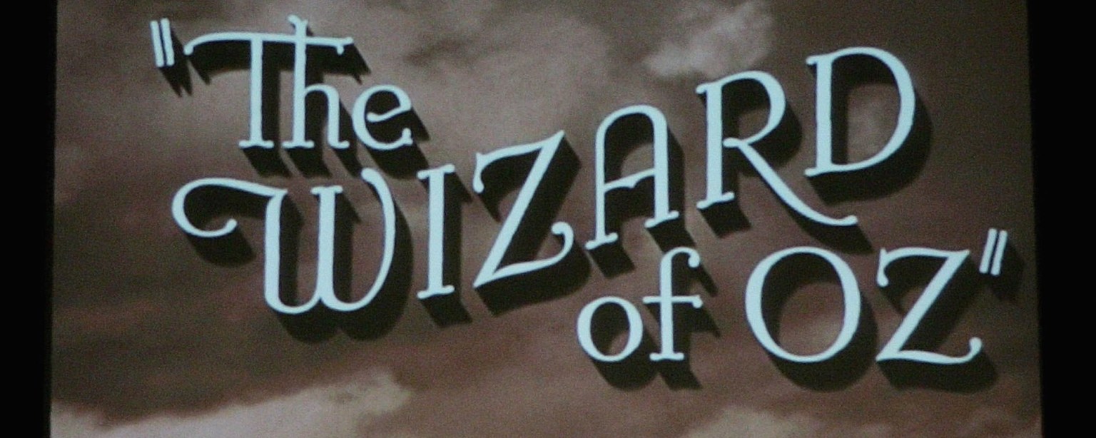 Who wrote the wizard of oz classic over the rainbow 