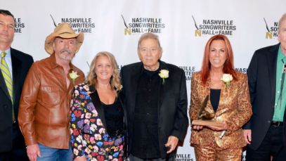 NASHVILLE, TENNESSEE - NOVEMBER 06: (L-R) Jody White, David Bellamy, Liz Rose, Dan Penn, Victoria Shaw, and Al Anderson attend the 54th Anniversary Nashville Songwriters Hall Of Fame Gala at Music City Center on November 06, 2024 in Nashville, Tennessee. (Photo by Jason Kempin/Getty Images)