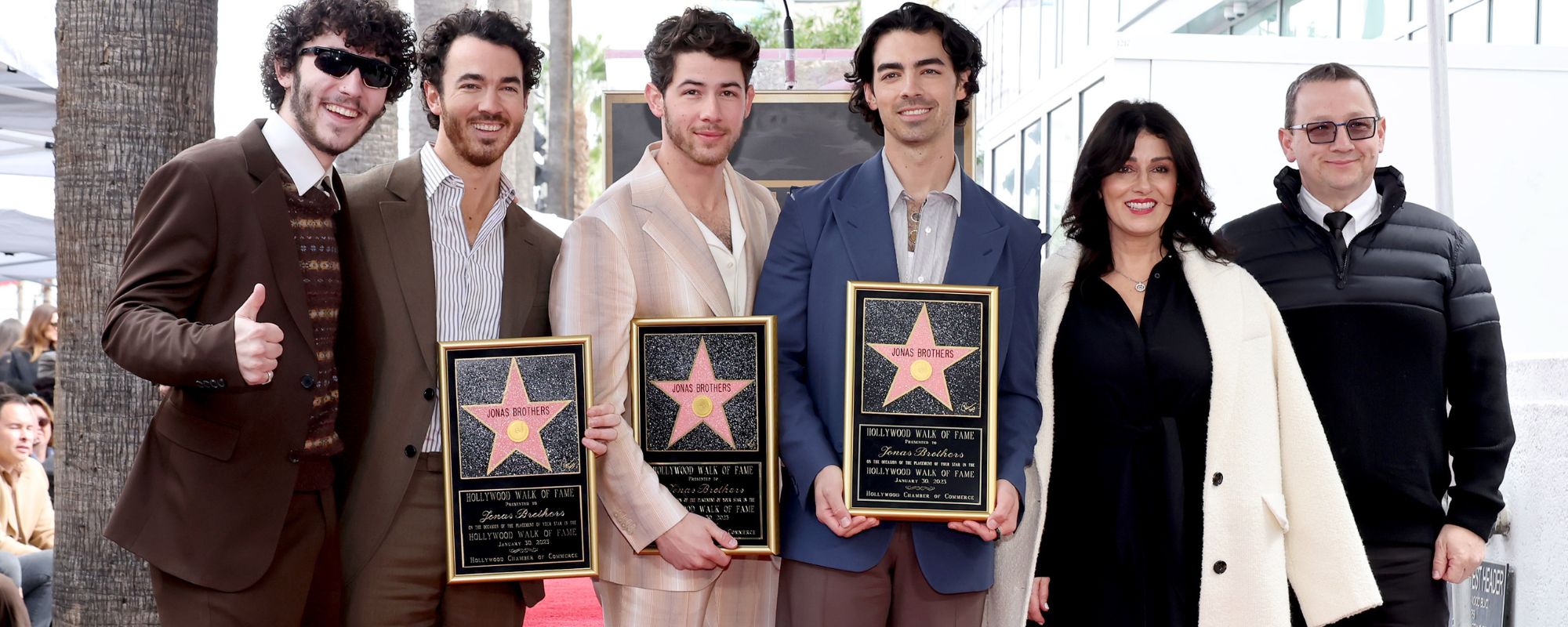 Exclusive: Kevin Jonas Sr. Releases Collaborative Family Christmas Album to FulFill Promise to Wife