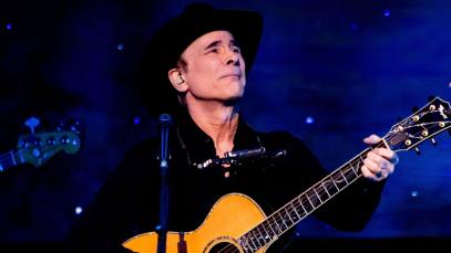 Clint Black is among the presenters for the 2024 CMA Awards