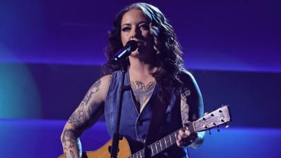 Ashley McBryde during her Kris Kristofferson tribute