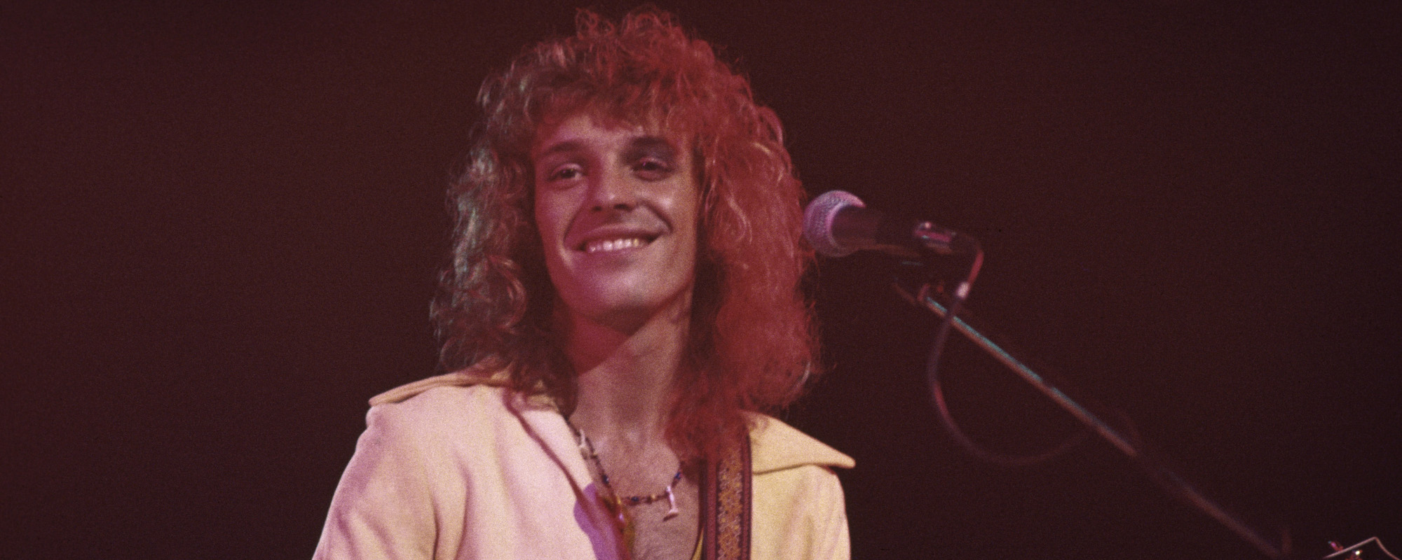 Peter Frampton Using Talk Box Speaking Volumes: Peter Frampton and the Talk Box - American Songwriter