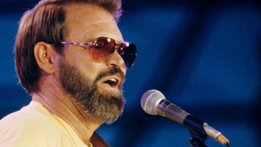 Glen Campbell performing