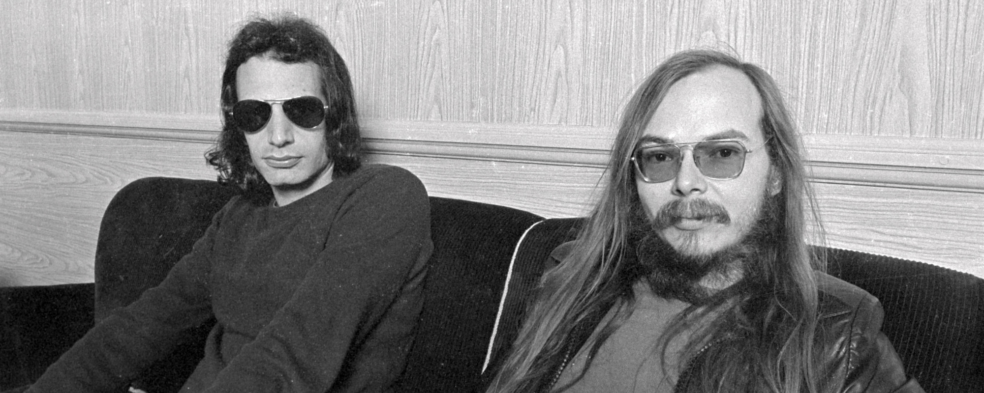 ضربت آخر 40 أغنية لـ Steely Dan ظلامًا غنائيًا مقنعًا في موسيقى مفعمة بالحيوية.