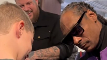 Snoop Dogg Gifts Jelly Roll’s Son a Surprise Christmas Gift That Would Make Any Gamer Jealous