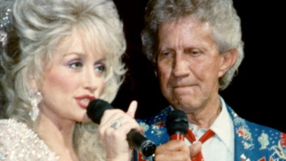 Nothing Beats Dolly Parton and Porter Wagoner’s “The Last Thing on My Mind” Duet on Christmas at the Opry 1967