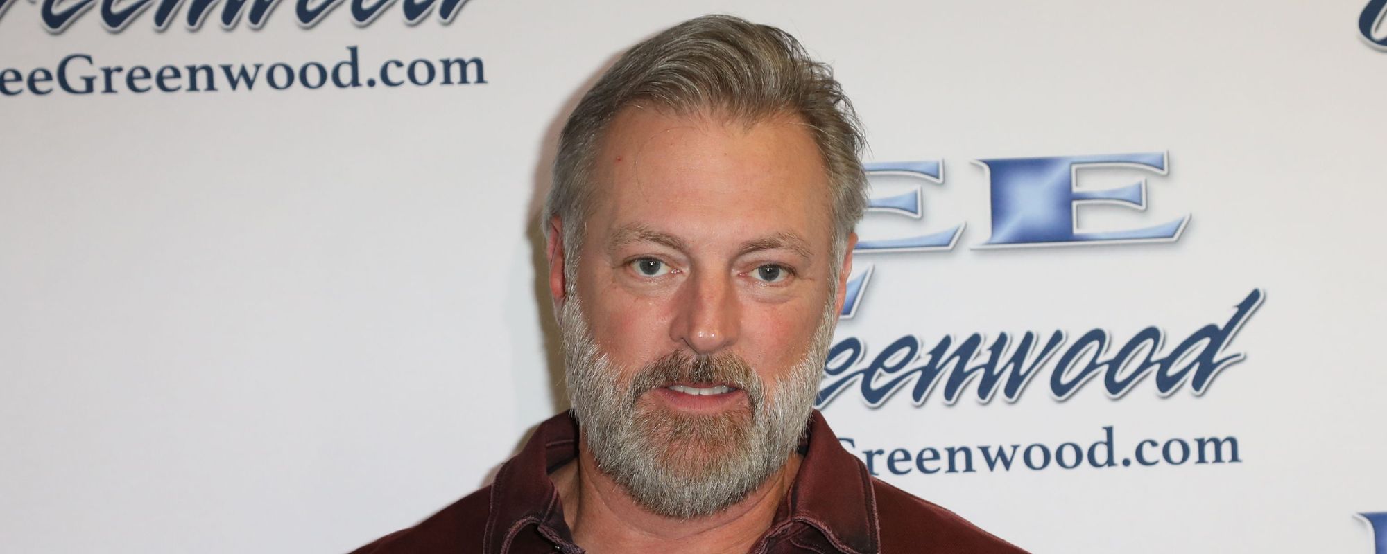 Darryl Worley Hand-Delivers Special Gift to “Angel” Who Helped His Daughter After Head-on Collision