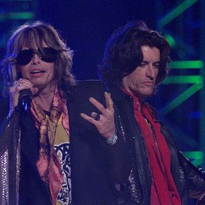 3 Soundtrack Cuts Every '90s Kid Knows By Heart