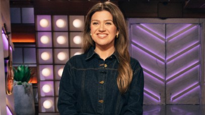 Kelly Clarkson Performs "You For Christmas" at 2024 Rockefeller Center Tree Lighting Ceremony